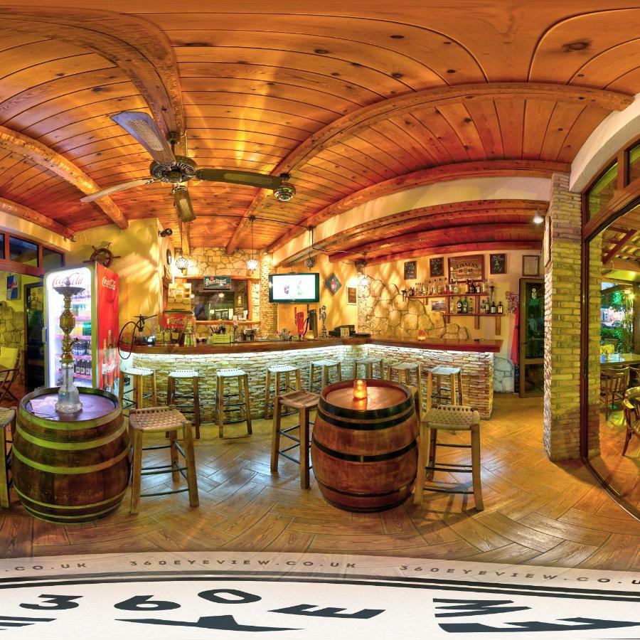 The Draught House Pub-Inn Mália Zewnętrze zdjęcie