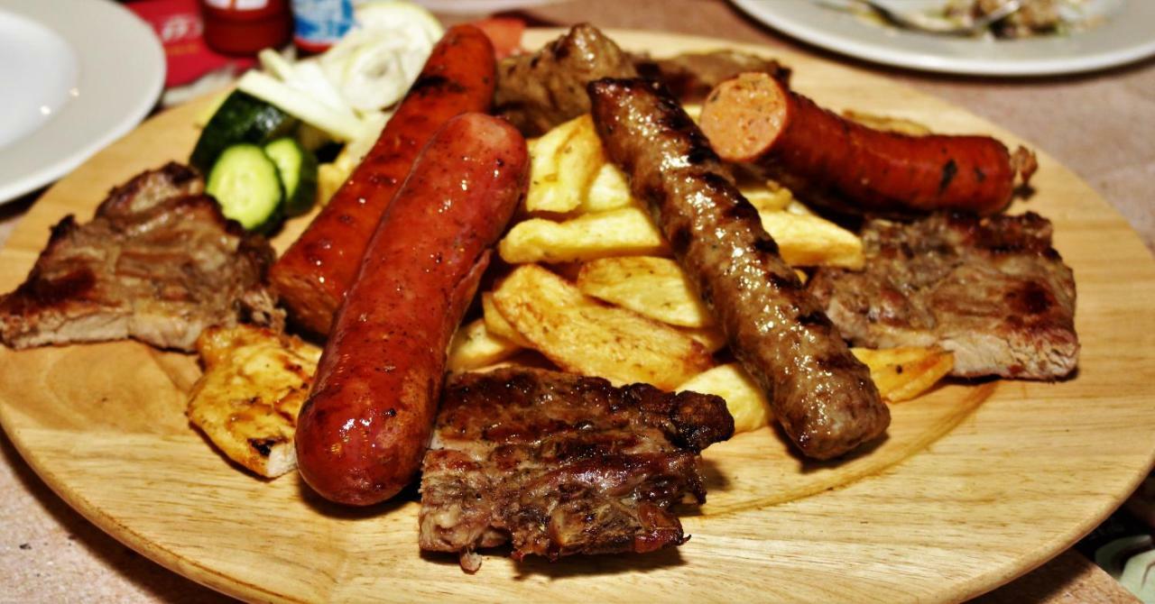 The Draught House Pub-Inn Mália Zewnętrze zdjęcie
